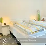 Nordstern Mit Sauna Und Whirlpool Lägenhet Geestland